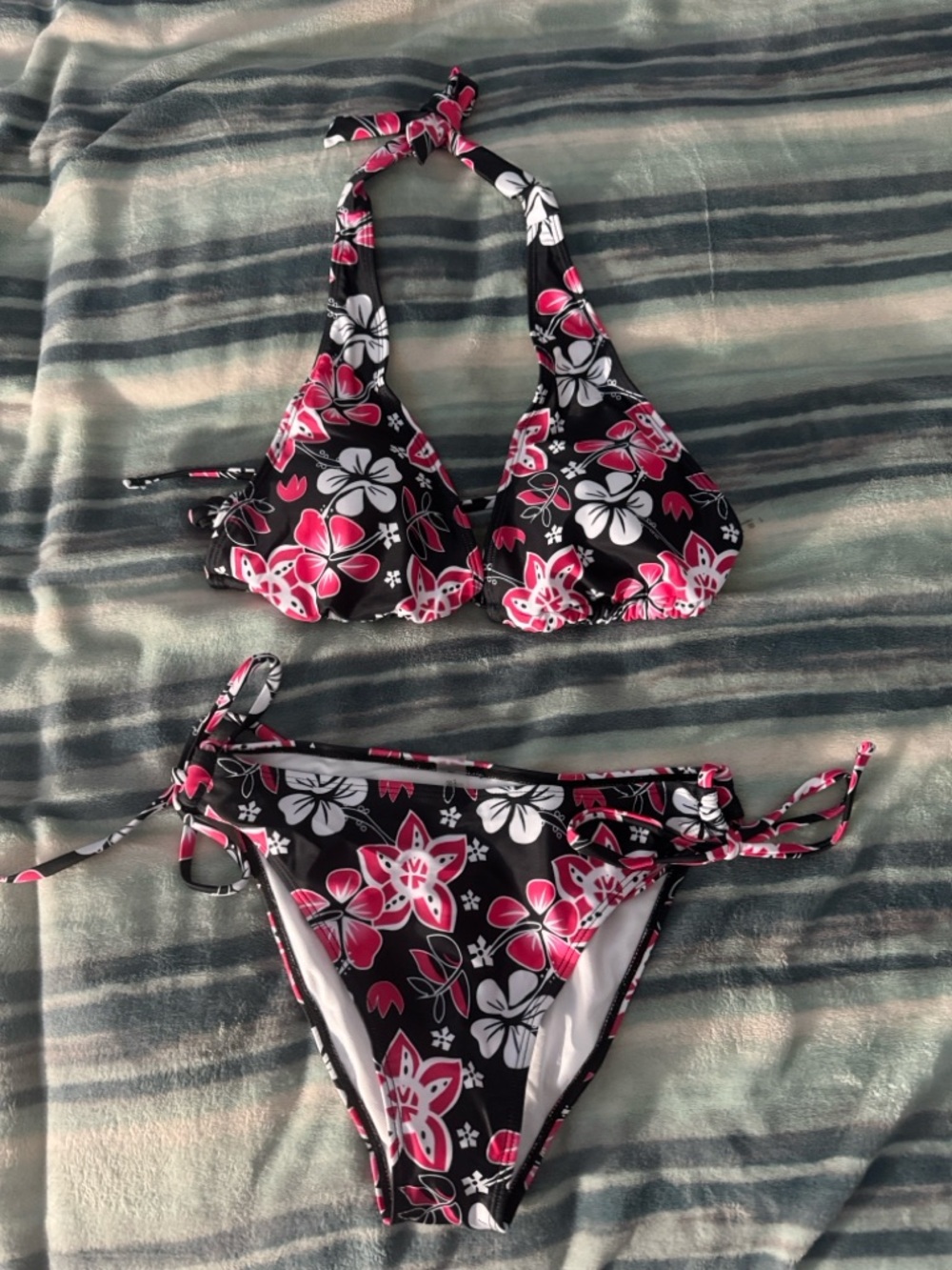 Black Floral Tie-Side Bikini Set with Pink & White Flowers